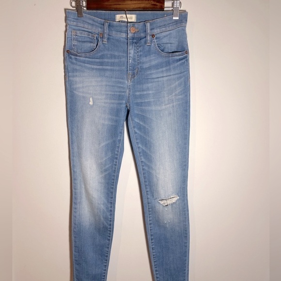 Madewell 9” High Riser distressed Skinny jeans size 26 - Picture 1 of 9